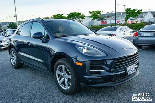 2021 Porsche Macan Sport Utility 4D