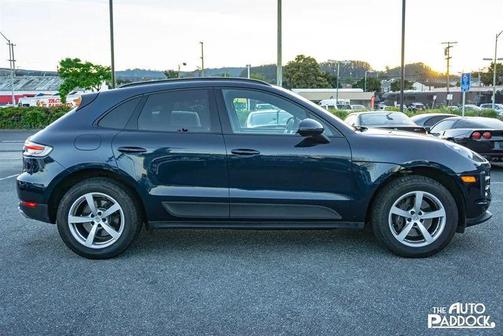 2021 Porsche Macan Sport Utility 4D