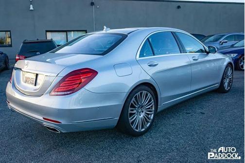 Diamond Silver Metallic 2015 Mercedes-Benz S-Class S 550 Sedan 4D