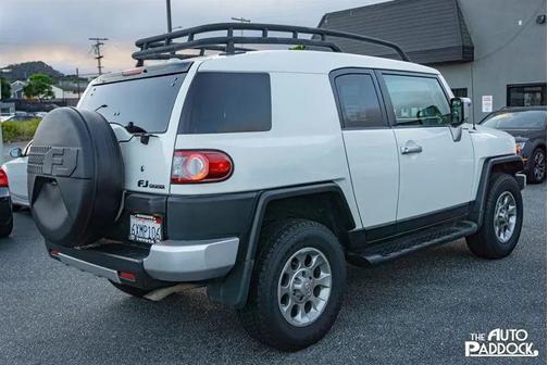 2012 Toyota FJ Cruiser Base