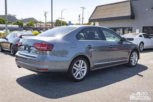 2017 Volkswagen Jetta 1.8T SEL