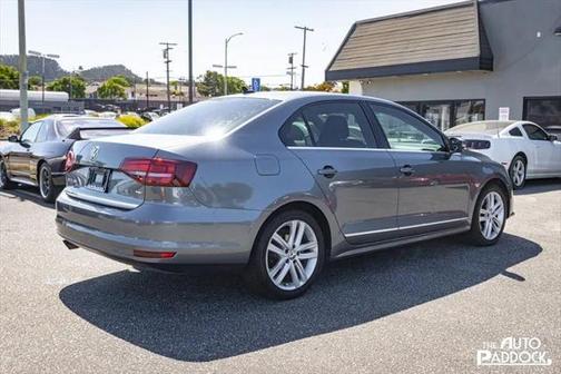 2017 Volkswagen Jetta 1.8T SEL