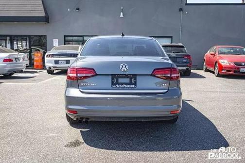 2017 Volkswagen Jetta 1.8T SEL