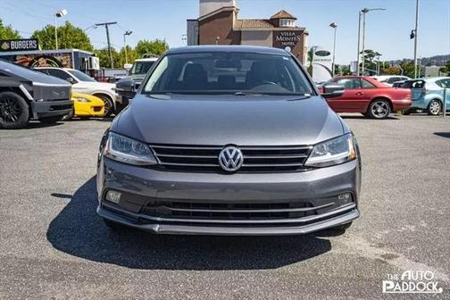 2017 Volkswagen Jetta 1.8T SEL