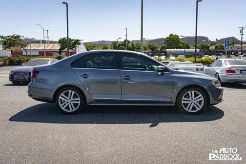 2017 Volkswagen Jetta 1.8T SEL