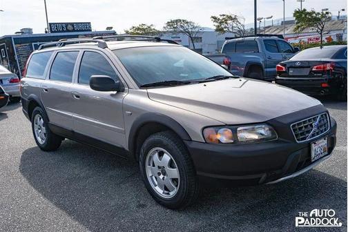 2002 Volvo V70 XC