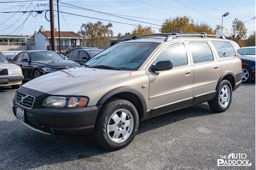 2002 Volvo V70 XC