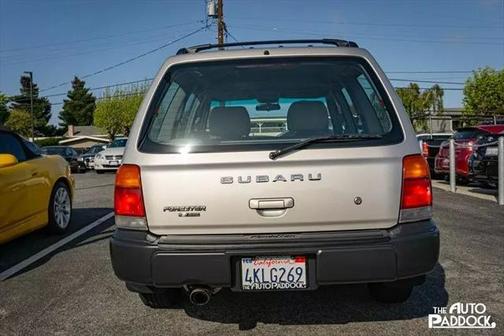 2000 Subaru Forester L