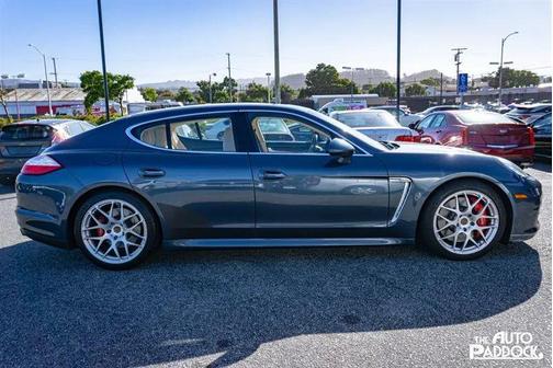 Yachting Blue Metallic 2010 Porsche Panamera Turbo