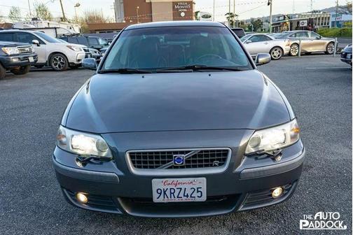 2004 Volvo S60 R