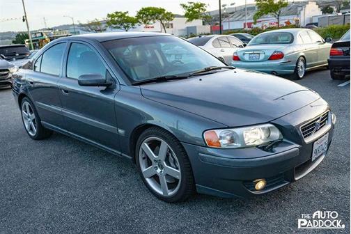 2004 Volvo S60 R