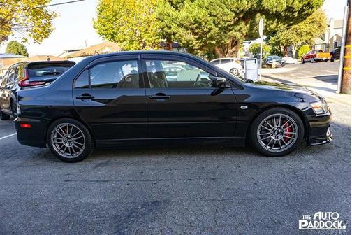 Tarmac Black 2006 Mitsubishi Lancer Evolution IX