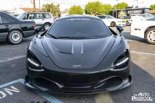 2018 McLaren 720S Base
