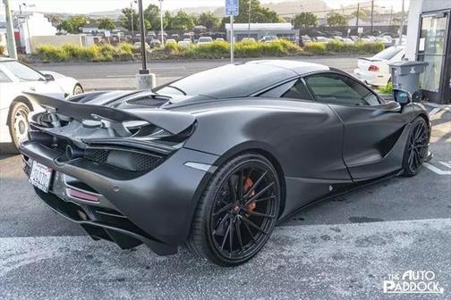 2018 McLaren 720S Base