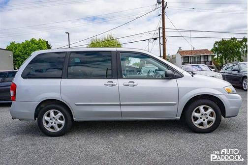 2000 Mazda MPV ES