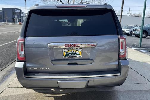 2020 GMC Yukon XL Denali