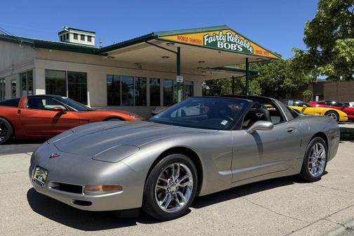 2001 Chevrolet Corvette Base