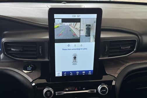 2021 Ford Explorer Platinum