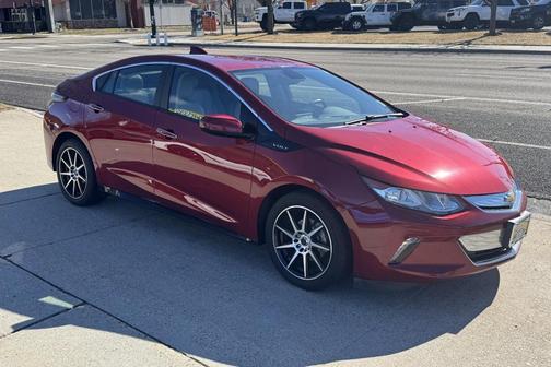 2018 Chevrolet Volt LT