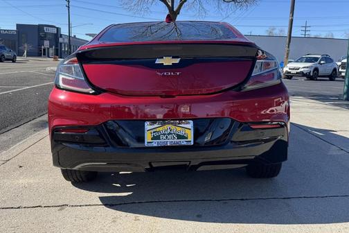 2018 Chevrolet Volt LT