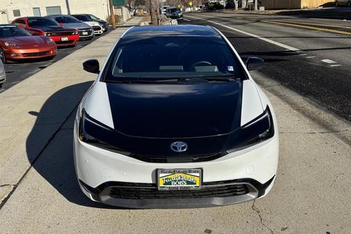 2023 Toyota Prius XLE
