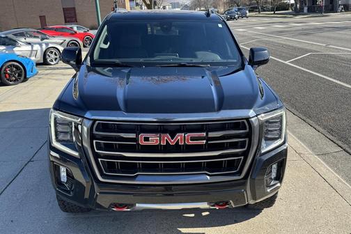 2022 GMC Yukon AT4