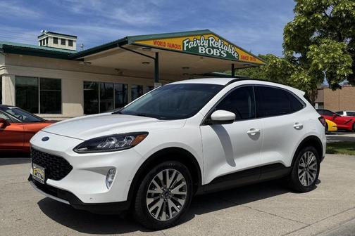 2021 Ford Escape Titanium