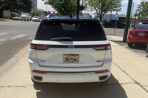 White 2023 Jeep Grand Cherokee 4xe Summit