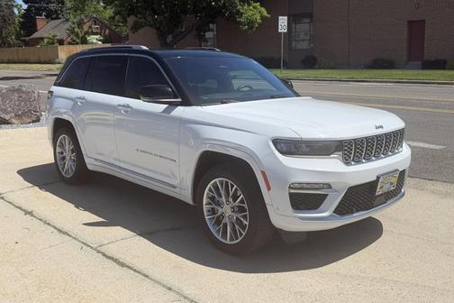 White 2023 Jeep Grand Cherokee 4xe Summit