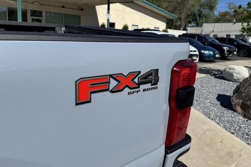 Glacier Gray Metallic 2024 Ford F-350 Lariat Super Duty
