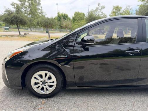 Midnight Black Metallic 2016 Toyota Prius Four Touring