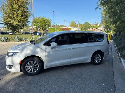 2019 Chrysler Pacifica Touring Plus