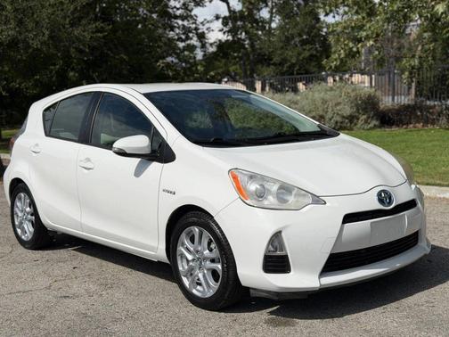 2013 Toyota Prius c One