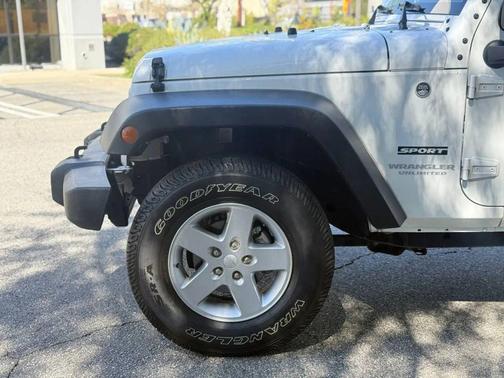 2016 Jeep Wrangler Unlimited Sport