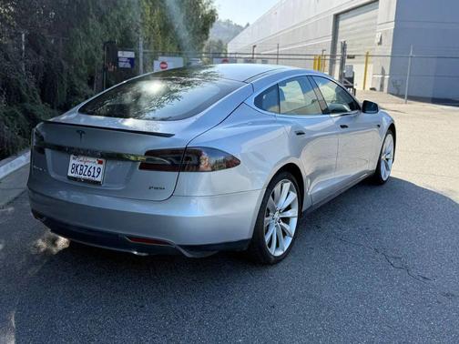 2013 Tesla Model S Performance