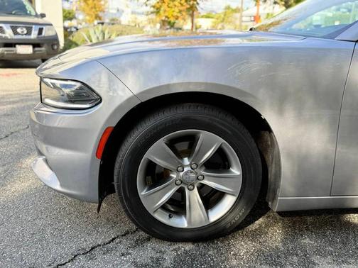 2015 Dodge Charger SXT