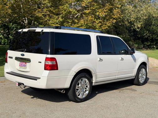 Black 2013 Ford Expedition EL Limited