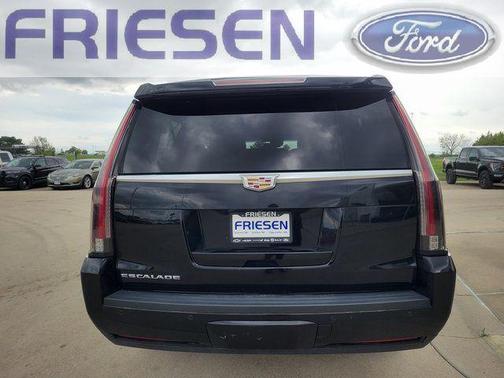 2016 Cadillac Escalade ESV Platinum