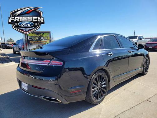 2017 Lincoln MKZ Base