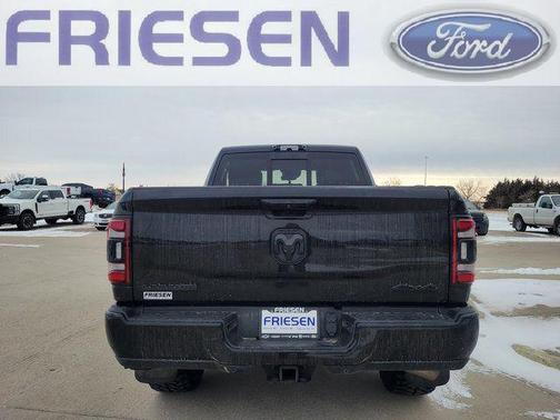 2021 RAM 3500 Laramie Crew Cab 4x4 6'4' Box