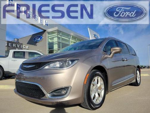 2018 Chrysler Pacifica Touring-L