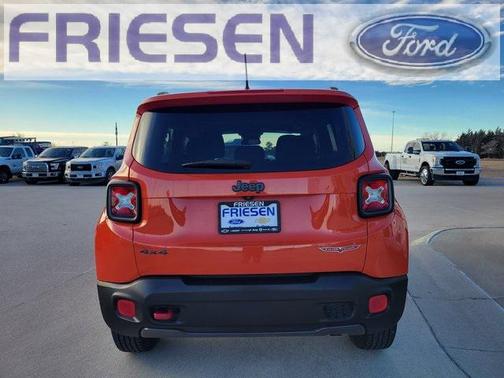 2016 Jeep Renegade Trailhawk