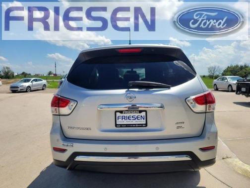2013 Nissan Pathfinder SL