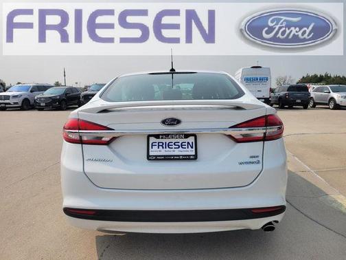 2017 Ford Fusion Hybrid SE