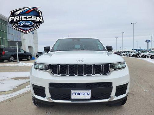 2022 Jeep Grand Cherokee L Laredo