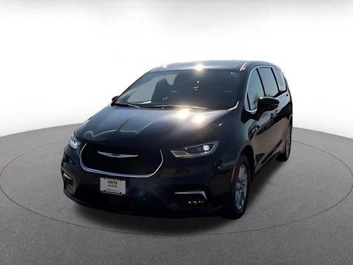 2025 Chrysler Pacifica L