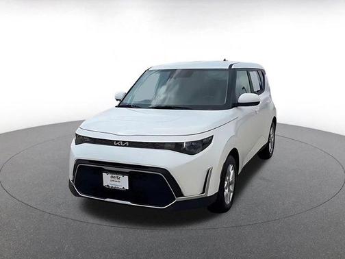 Snow White Pearl 2025 Kia Soul LX