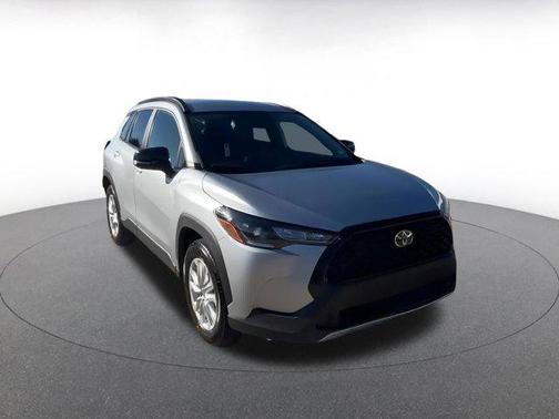 2025 Toyota Corolla Cross LE