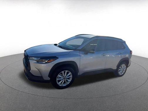 2025 Toyota Corolla Cross LE