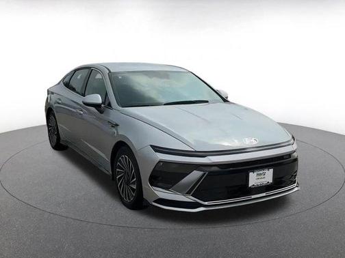 2024 Hyundai SONATA Hybrid SE